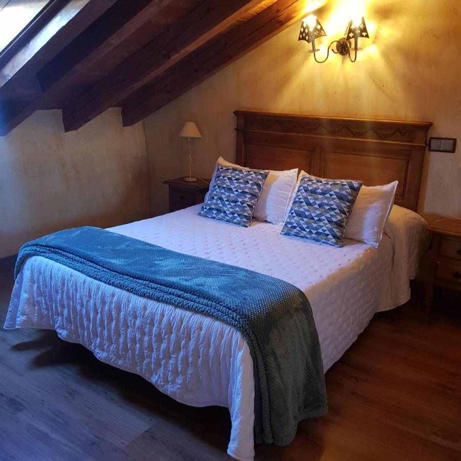 Bed and Breakfast Puerta Al Duraton Sebúlcor Zimmer foto